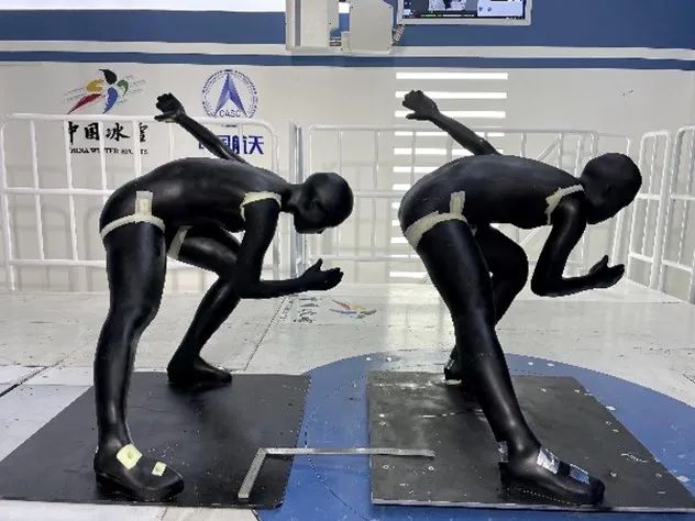 20220222-乐鱼在线平台摩擦学国家重点实验室助力冬奥会冰雪项目:气动减阻-机械系- 短道速滑编队阻力优化.jpg