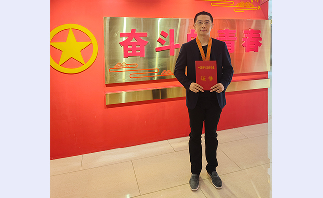 空白背景new - 副本.jpg