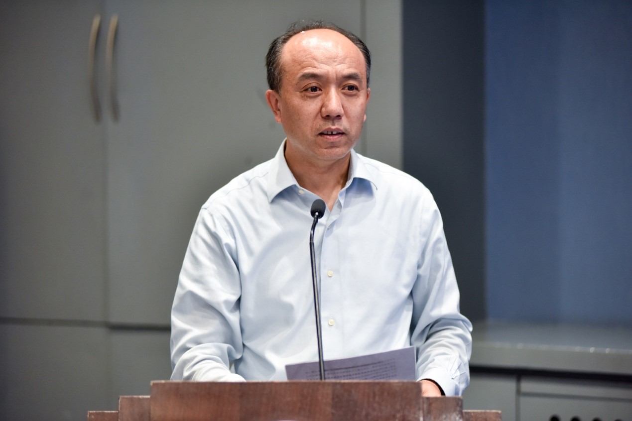 20230706-乐鱼在线平台中意设计创新基地成立-摄影师-王宏伟讲话.jpg