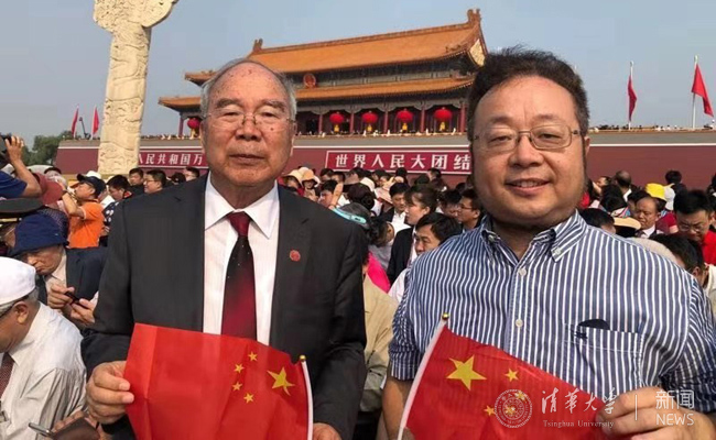 环境学院郝吉明??贺克斌院士在庆典现场观礼副本.jpg