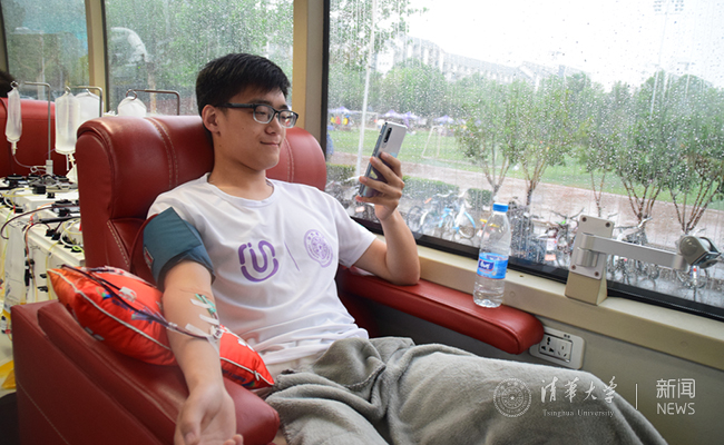 正在捐献成分è????献血è??- 副本.jpg